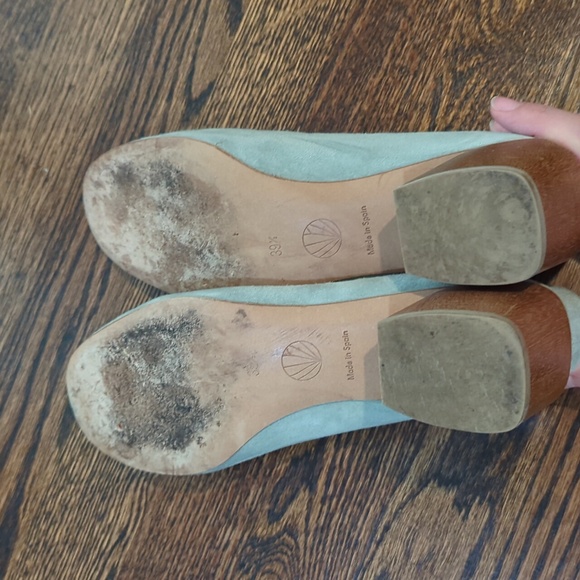 Coclico Epic Wooden Heel Suede Pumps - Picture 6 of 7